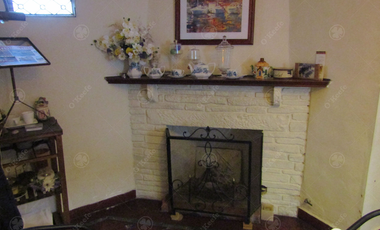 Casa en venta, 4 ambientes, en quilmes centro, amplia cochera