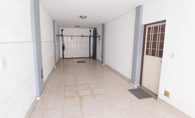 Importante residencia de 5 ambientes – Morón Sur