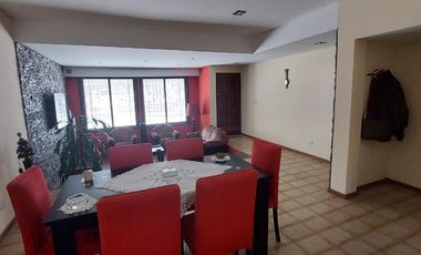Importante residencia de 5 ambientes – Morón Sur