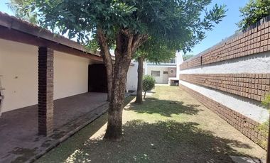 Importante residencia de 5 ambientes – Morón Sur