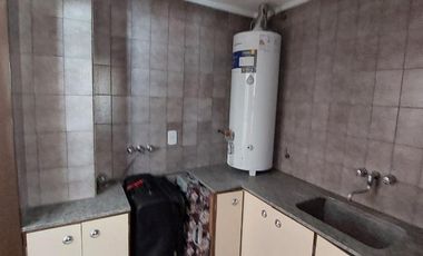 Importante residencia de 5 ambientes – Morón Sur