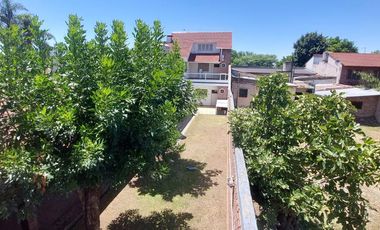 Importante residencia de 5 ambientes – Morón Sur
