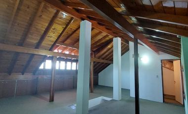 Importante residencia de 5 ambientes – Morón Sur