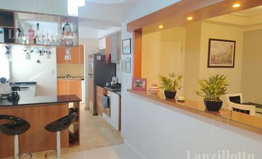 4 amb único en su estilo dos cocheras cubiertas y baulera