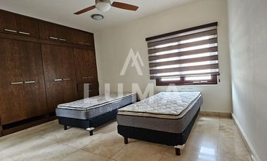 Hermosa casa en venta en colonia Playa Norte