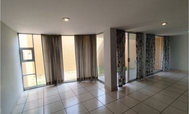 Se vende casa en fraccionamiento Puerta de Hierro en Pachuca, Hidalgo.