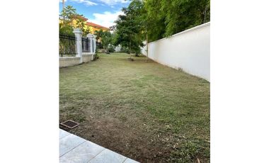 Se VENDE / ALQUILA casa en PH Rainforest Villas