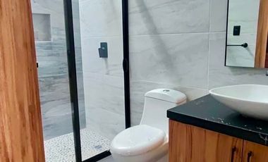 Casa 1 Planta 3 Recámaras Zona Norte Residencial Colima ZENTRALIA Coto