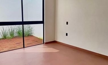Casa 1 Planta 3 Recámaras Zona Norte Residencial Colima ZENTRALIA Coto
