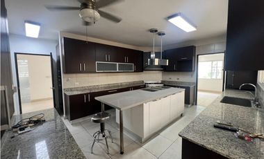 ALQUILER CASA EN COSTA DEL ESTE EN COSTA DORADA MLD