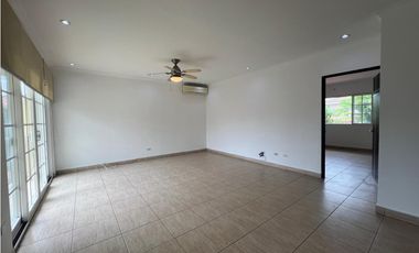 ALQUILER CASA EN COSTA DEL ESTE EN COSTA DORADA MLD