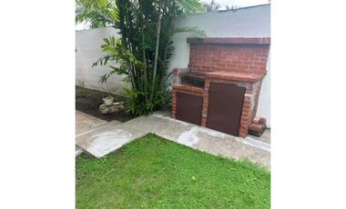 CASA  DUPLEX  EN  ALTOS DEL GOLF  EN LOMA  ALEGRE 5REC 4.5B 450M2