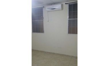 SE ALQUILA CASA EN BRISAS DEL GOLF