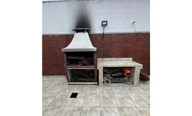 VENTA CHALET 5 DORMITORIOS CON PH ACCESSO INDEPENDIENTE S/ AV EDISION