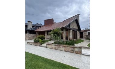 VENTA CHALET 5 DORMITORIOS CON PH ACCESSO INDEPENDIENTE S/ AV EDISION