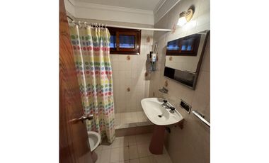 VENTA CHALET 5 DORMITORIOS CON PH ACCESSO INDEPENDIENTE S/ AV EDISION