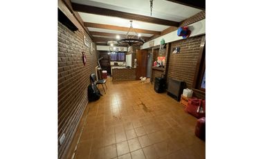 VENTA CHALET 5 DORMITORIOS CON PH ACCESSO INDEPENDIENTE S/ AV EDISION