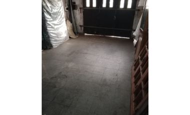 CASA Y 2 DEPTOS EN SOLDADO MORENO