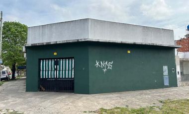 Casa para 2 Familias en venta en Isidro Casanova