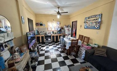 Casa para 2 Familias en venta en Isidro Casanova