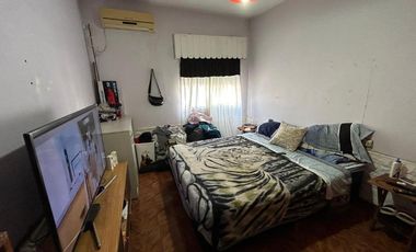 Casa para 2 Familias en venta en Isidro Casanova