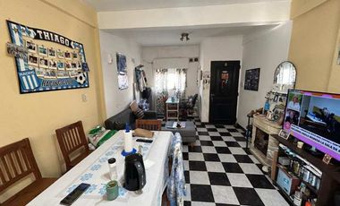 Casa para 2 Familias en venta en Isidro Casanova