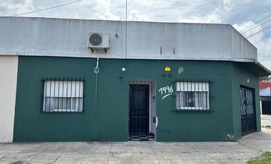 Casa para 2 Familias en venta en Isidro Casanova