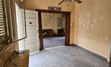 Casa en venta en Lanus Oeste