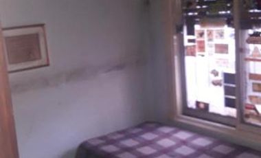 BELGRANO 3125 - 2 CASAS 3 AMB + LOCAL - LOTE 210 MTS - CASEROS - VENDE
