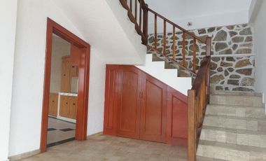 CASA  EN VENTA CON VISTA AL MAR EN ACAPULCO