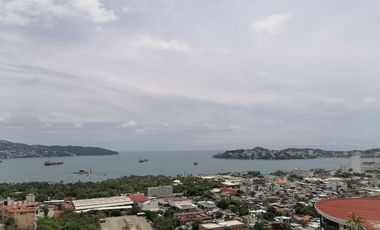 CASA  EN VENTA CON VISTA AL MAR EN ACAPULCO