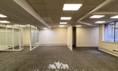 Oficina en Arriendo en Habilitada. Agustinas / Morande. Metro U. de Chile