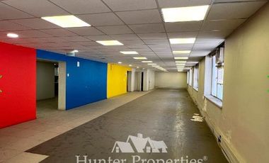 Oficina en Arriendo en Agustinas / Morande. Habilitada