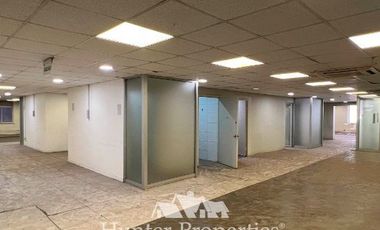 Oficina en Arriendo en Agustinas / Morande. Habilitada