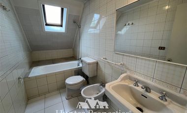 Casa en Venta en Sector Colegio Grange, entre Loreley y Reina Victoria