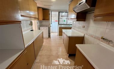 Casa en Venta en Sector Colegio Grange, entre Loreley y Reina Victoria