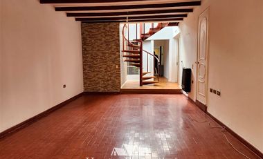 Casa en Venta en Sector Colegio Grange, entre Loreley y Reina Victoria