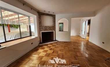 Casa en Venta en Sector Colegio Grange, entre Loreley y Reina Victoria