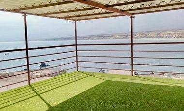 Venta amplia casa de veraneo Balneario Hornitos