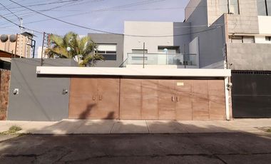 Propiedad en venta ideal para oficinas en Chapultepec Norte, Morelia