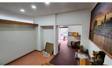 Oficina En Venta Con Coworking  Ideal Clinicas, Escuela Plaza Dorada