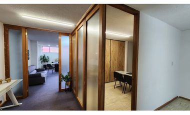 Oficina En Venta Con Coworking  Ideal Clinicas, Escuela Plaza Dorada