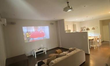 Casa en venta y alquiler con muebles en  barrio Pilará . La Berlina, Pilar