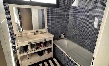 Casa en venta y alquiler con muebles en  barrio Pilará . La Berlina, Pilar