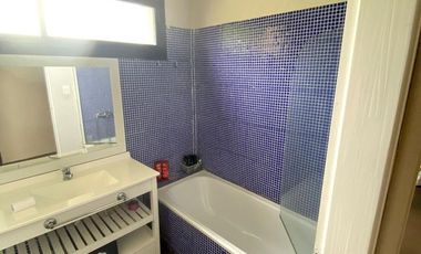 Casa en venta y alquiler con muebles en  barrio Pilará . La Berlina, Pilar