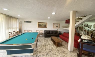 CASA EN VENTA PARA REMODELAR EN LOMAS DE TECAMACHALCO