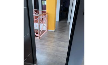 CASA 5 AMBIENTES EN VENTA  a estrenar