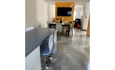 CASA 5 AMBIENTES EN VENTA  a estrenar