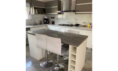 CASA 5 AMBIENTES EN VENTA  a estrenar