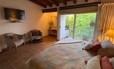Venta de Casa en Condominio - Valle de Bravo